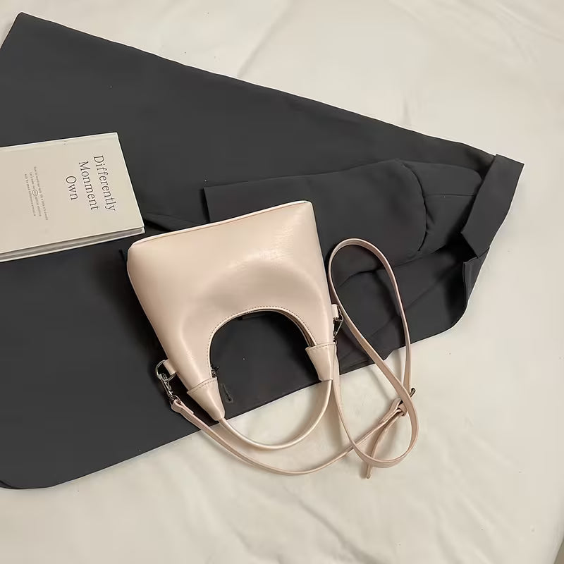 Chic 2-Way Crossbody Bag