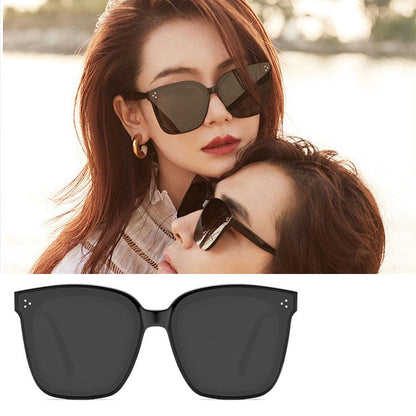 Celebrity Series Sunglasses with Big Frame
