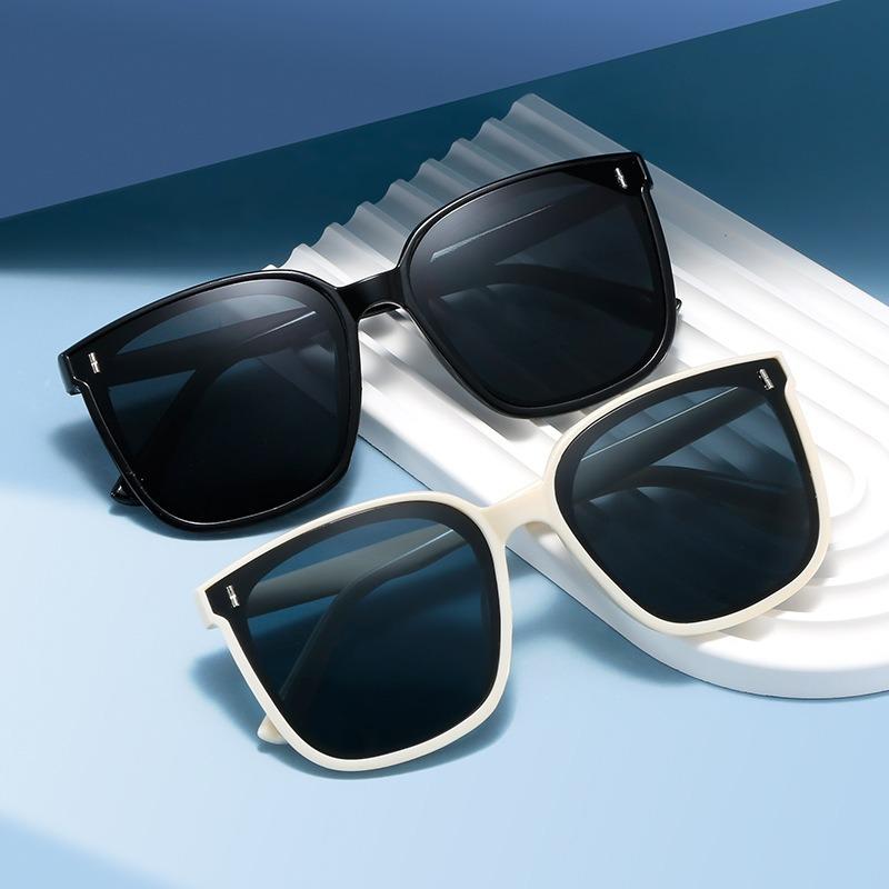 Oversized Retro Square Sunglasses for Men & Women