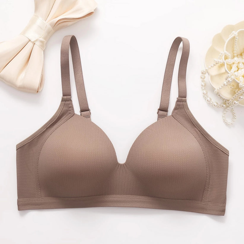 Women's Breathable Full-Cup B Wireless Bra with Adjustable Straps