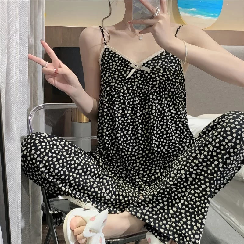 Korean Style V-neck with Chest Pads Floral Sleepwear