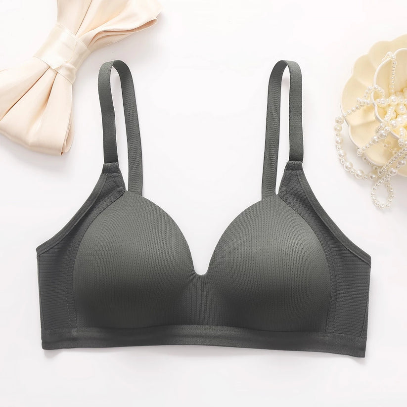 Women's Breathable Full-Cup B Wireless Bra with Adjustable Straps
